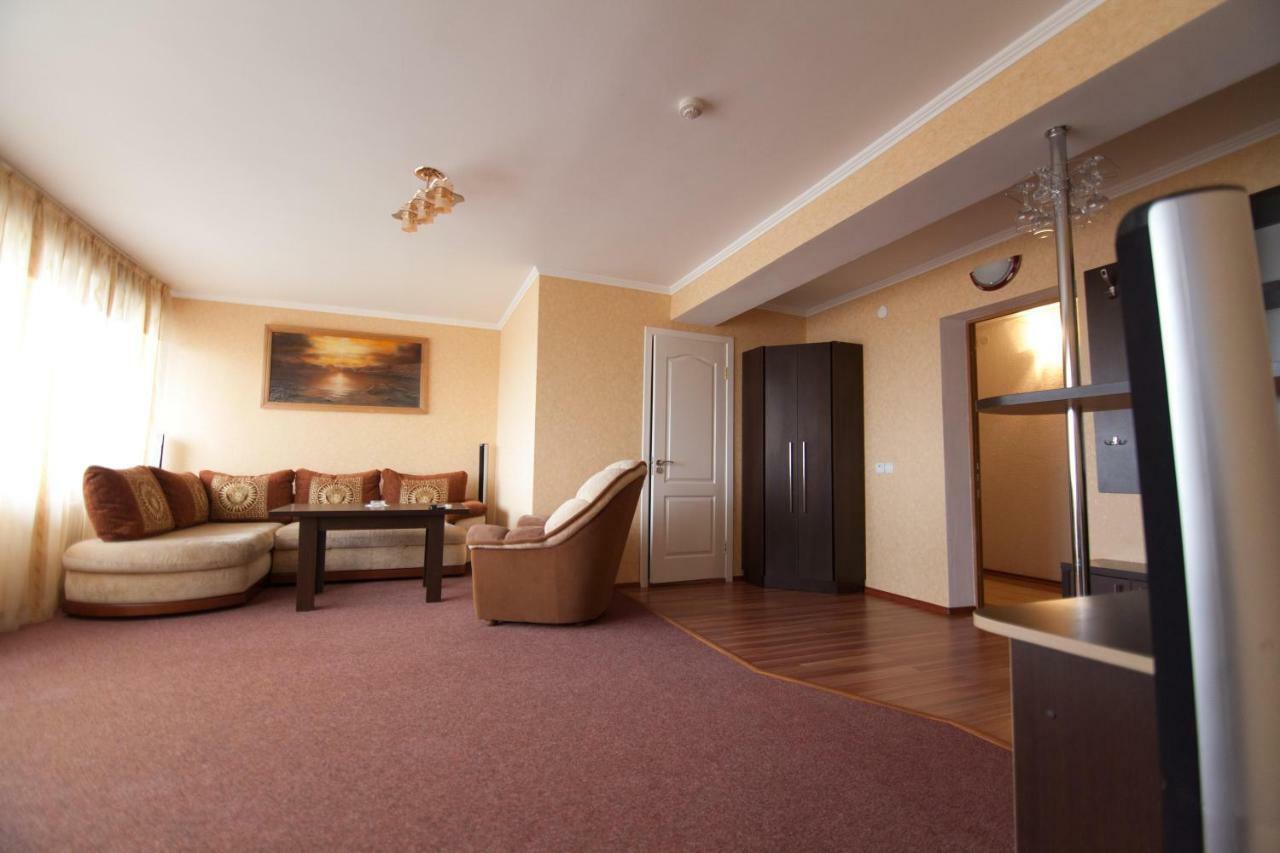Bender Hotel Prietenia מראה חיצוני תמונה